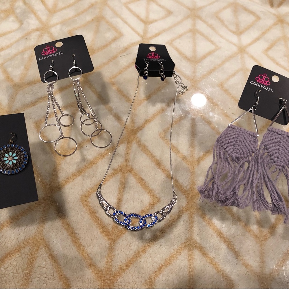 Paparazzi 4pc Jewelry Bundle Set - Boho Macrame & Blue Rhinestone Set